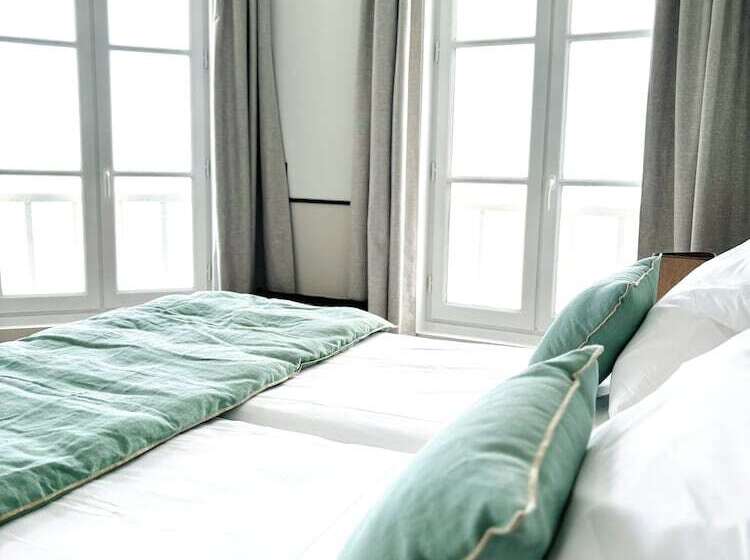 هتل Hôtel De La Marine