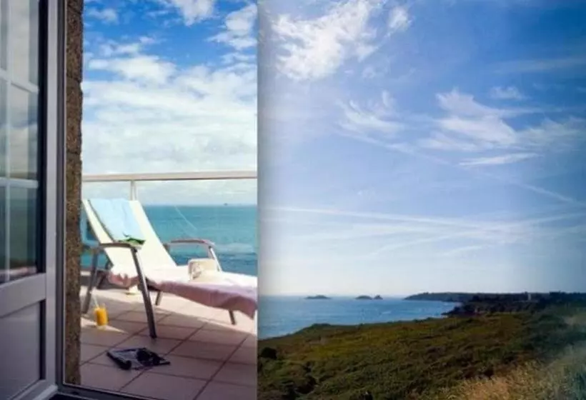 ホテル Hôtel De La Pointe Du Grouin