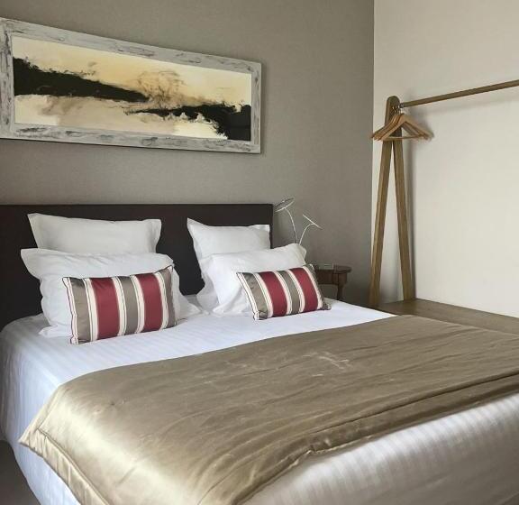 فندق Hôtel De La Pointe Du Grouin