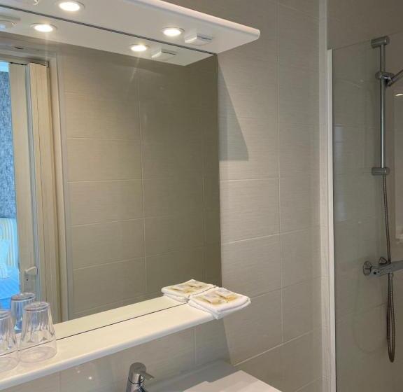 فندق Hôtel De La Pointe Du Grouin