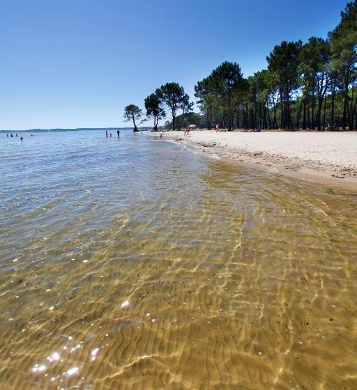 Отель La Caravelle Logis