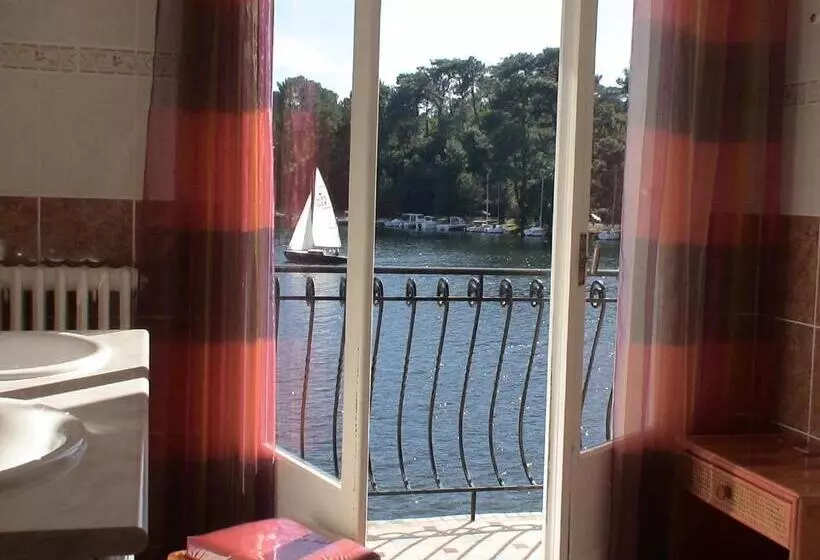 Hotelli La Caravelle Logis