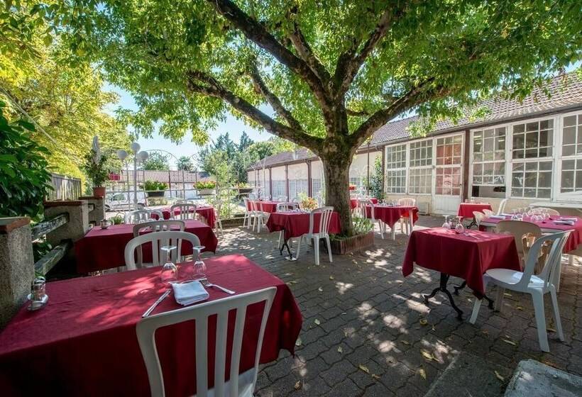 Logis Hotels   La Table D Antan   Hôtel 2 étoiles Et Restaurant