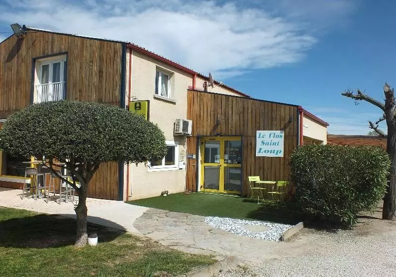 호텔 Logis Hôtel Le Clos Saint Loup