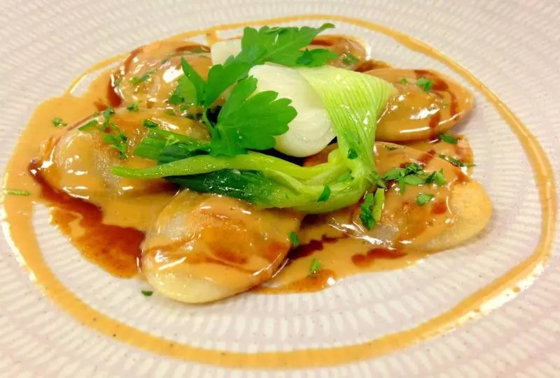 Отель Logis Hostellerie Des Clos Et Restaurant Bistrot Des Grands Crus