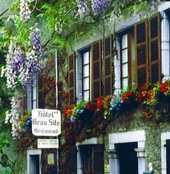 Отель Logis Hôtel Beau Site