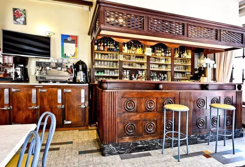 酒店 Logis Hôtel De France