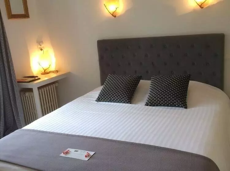 호텔 Logis L Hermitage