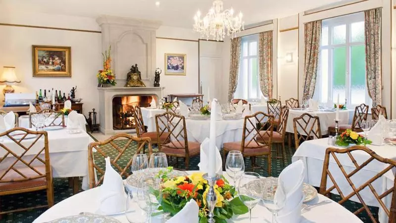 호텔 Logis L Hermitage