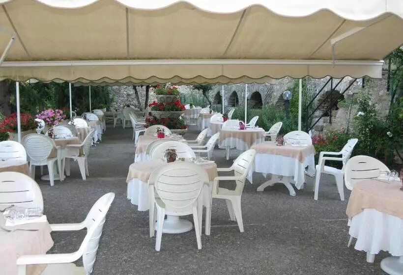 酒店 Logis Hôtel Restaurant Les Géraniums