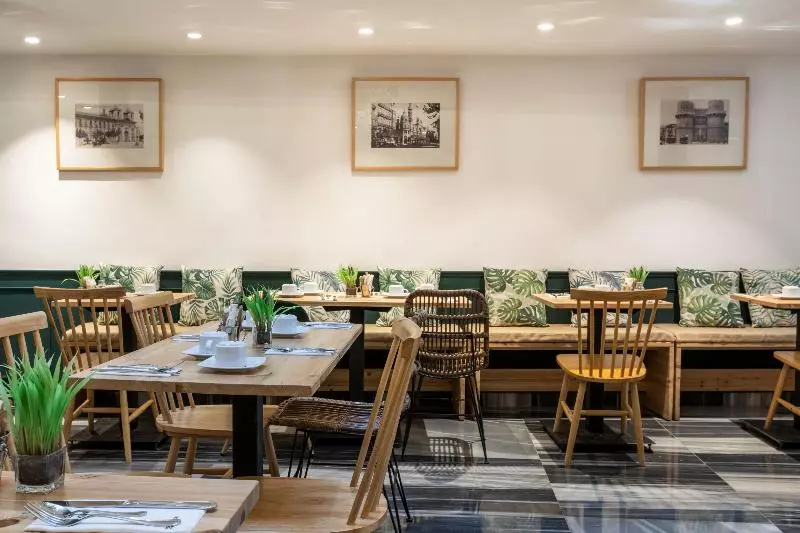 酒店 Petit Palace Plaza De La Reina