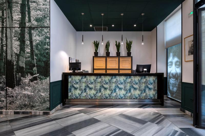 هتل Petit Palace Plaza De La Reina