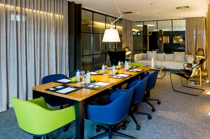 בית מלון כפרי Pullman Sao Paulo Guarulhos Airport