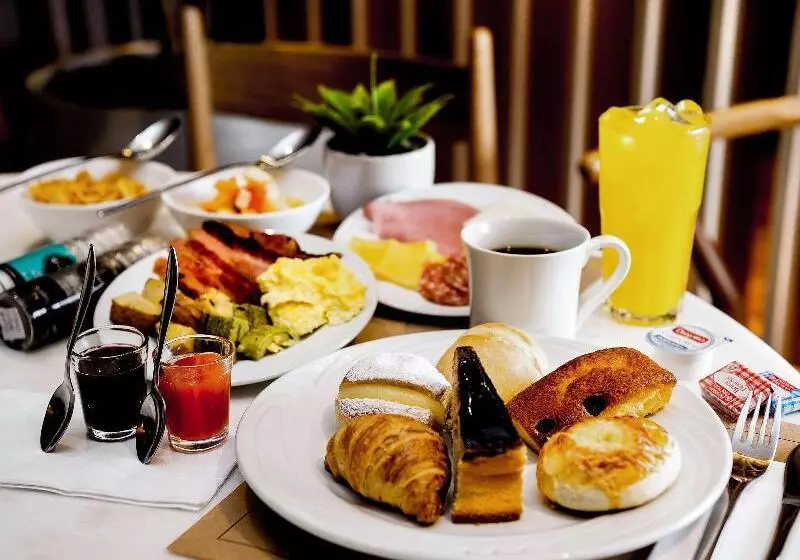 בית מלון כפרי Pullman Sao Paulo Guarulhos Airport