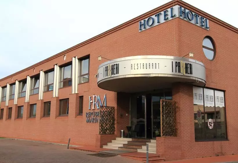 هتل Repubblica Marinara