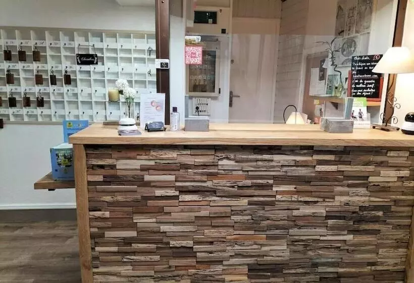 Отель Restaurant Herard