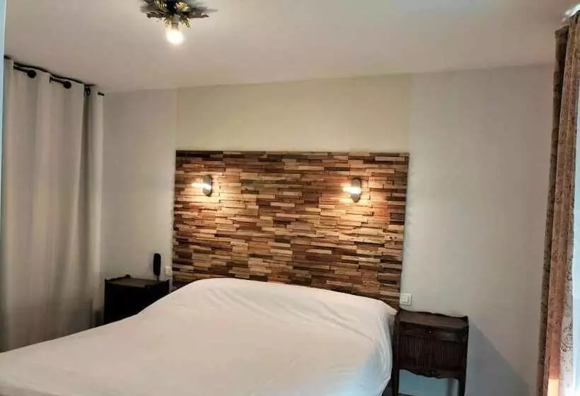 Отель Restaurant Herard