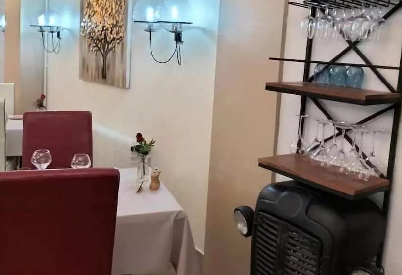 Отель Restaurant Herard