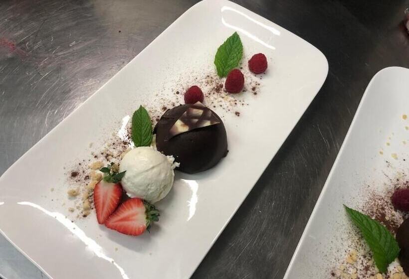 בית מלון כפרי Restaurant Herard