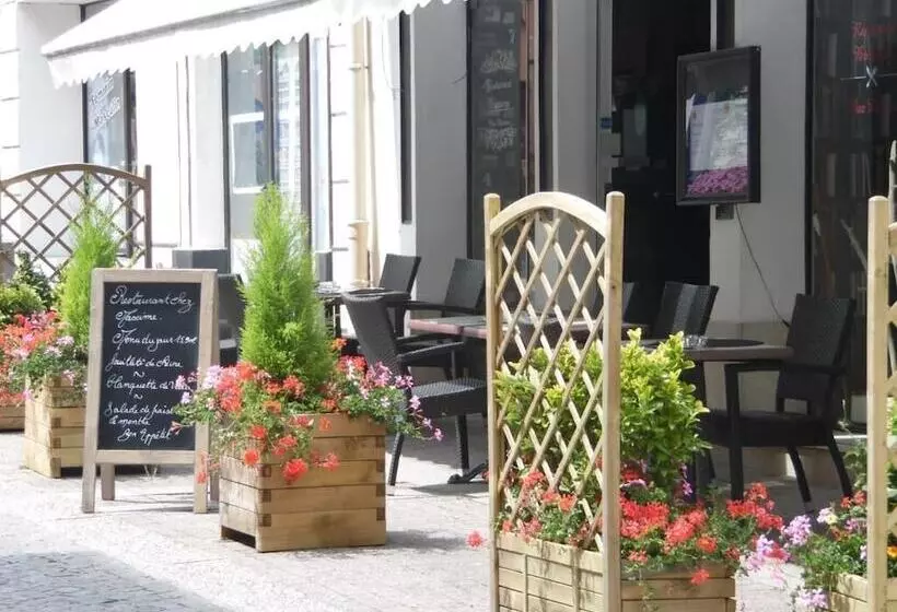 Отель Restaurant Herard