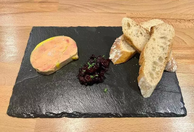 Отель Restaurant Le Clos