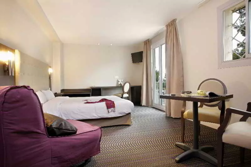 Inter Hotel Le Grillon D'or