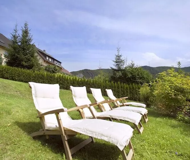 Hotelli Park Villa Zentral Am Mittelrhein Zimmer & Apartments