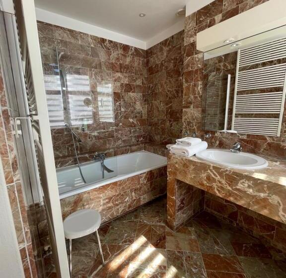 فندق Hapimag Château De Chabenet