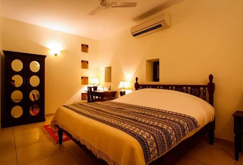 Hotelli Ramthara Fort