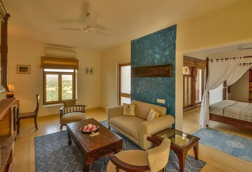 Hotelli Ramthara Fort