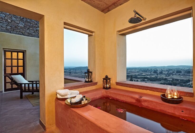 ホテル Ramthara Fort