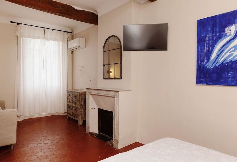 בית מלון כפרי Coq