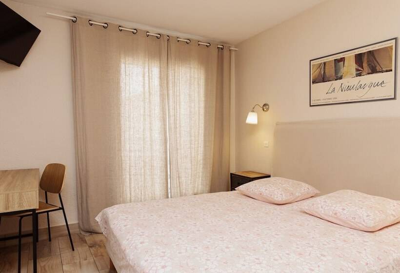 בית מלון כפרי Coq