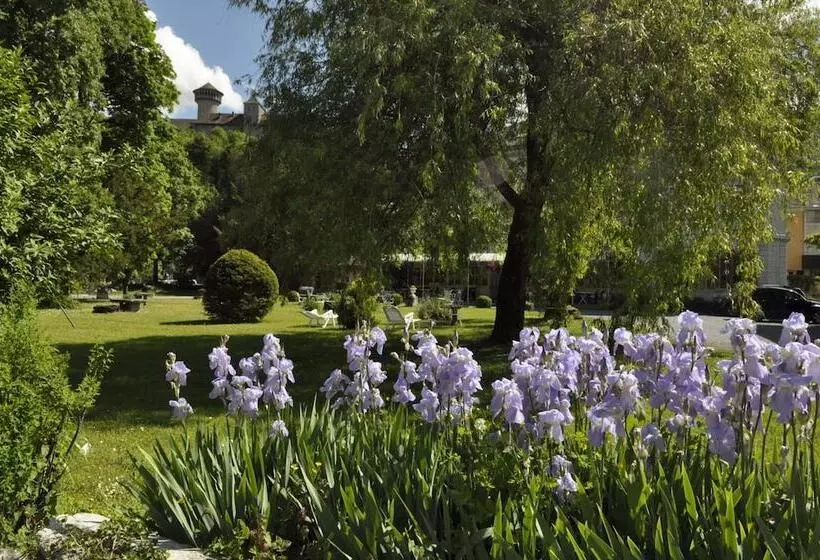 ホテル Du Parc   Manoir Du Baron Blanc