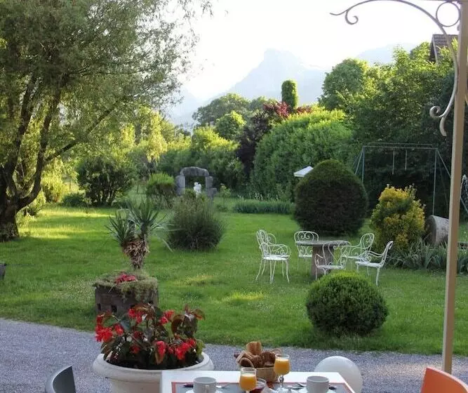 ホテル Du Parc   Manoir Du Baron Blanc