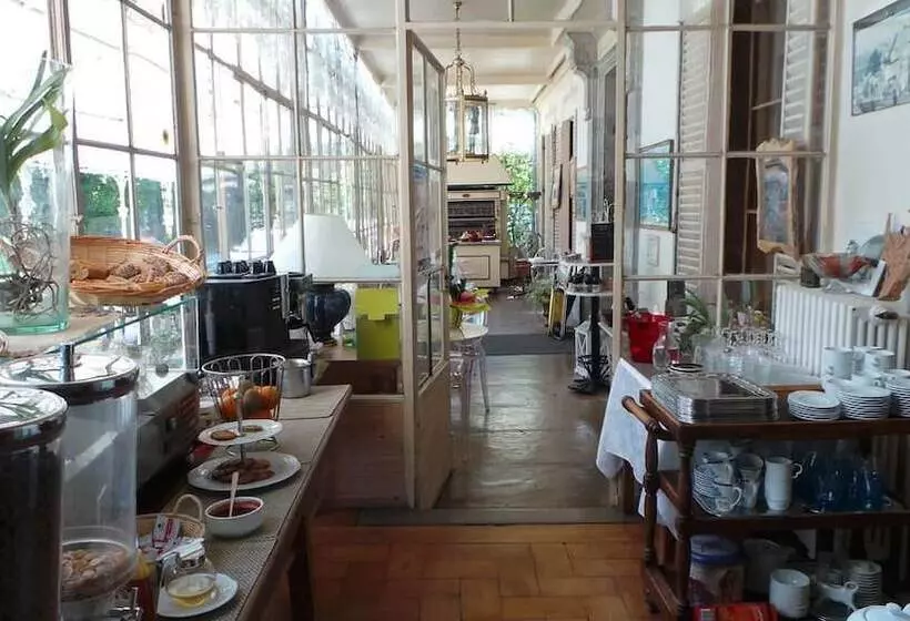 ホテル Du Parc   Manoir Du Baron Blanc