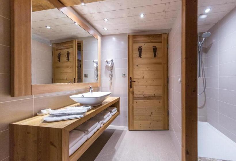 Отель Hôtel L Ensoleillé