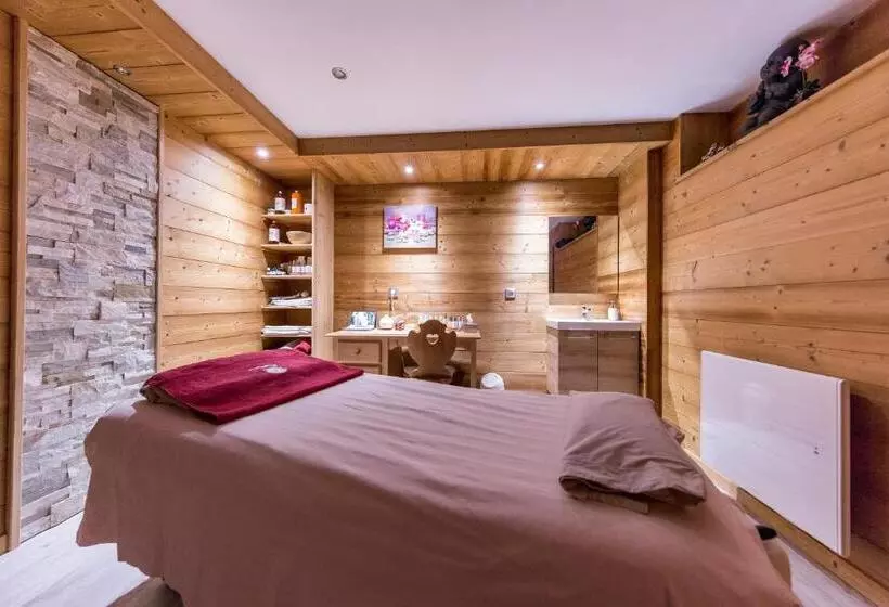 Отель Hôtel L Ensoleillé