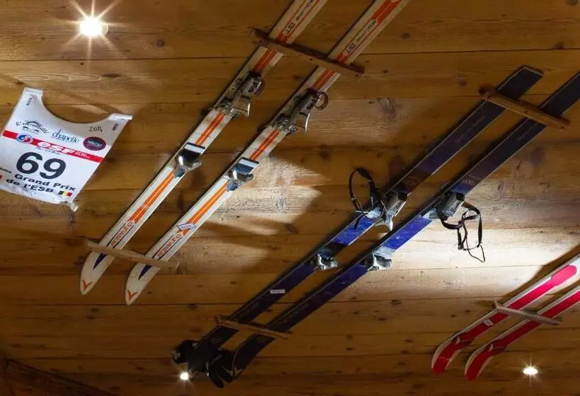 Отель Hôtel L Ensoleillé