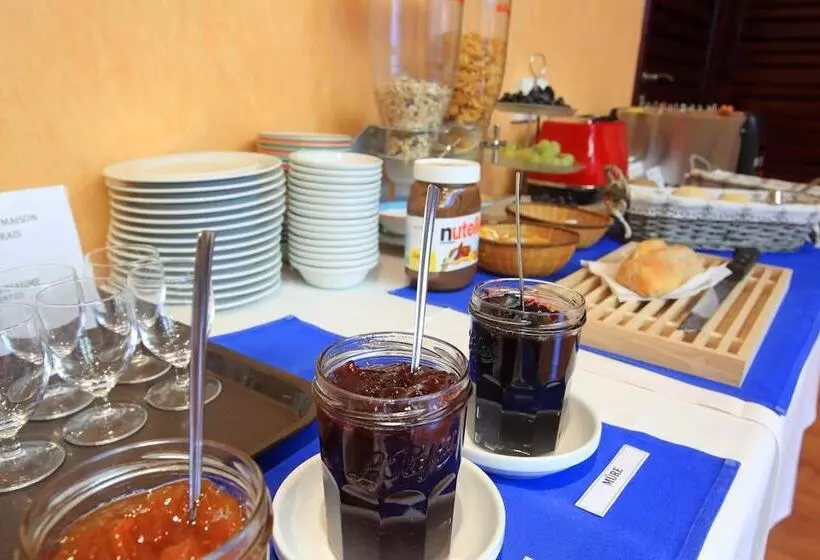 호텔 Hôtel Restaurant L Hirondelle