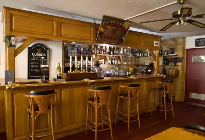 ホテル Hôtel Restaurant La Promenade