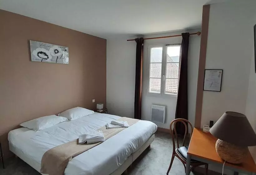 ホテル Hôtel Restaurant La Promenade