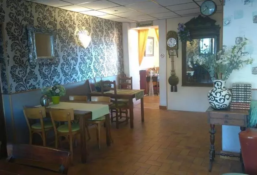 ホテル La Croix Des Bois