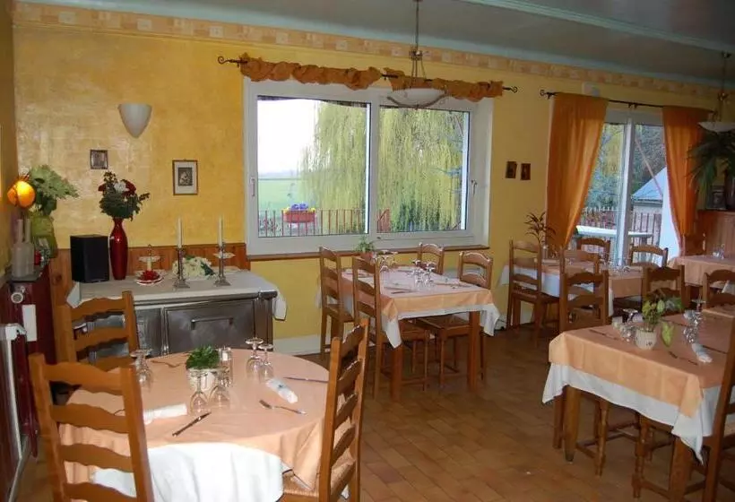 ホテル La Croix Des Bois