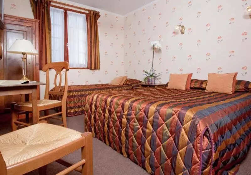 Отель Logis Hôtels Restaurant Le Relais Chenonceaux