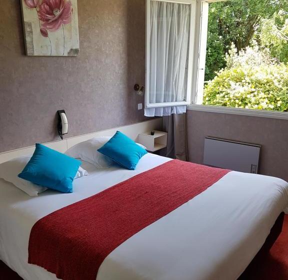 هتل Hôtel Le Roudou