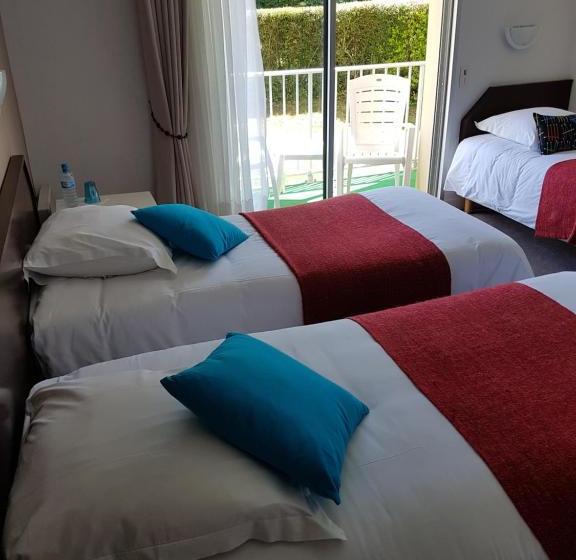 هتل Hôtel Le Roudou