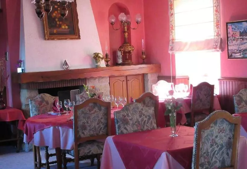 בית מלון כפרי Le Trianon