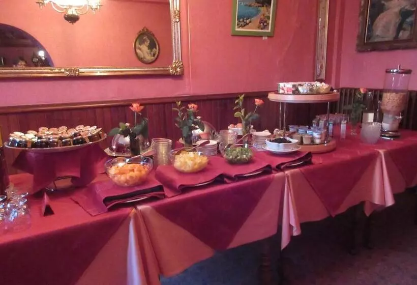 בית מלון כפרי Le Trianon