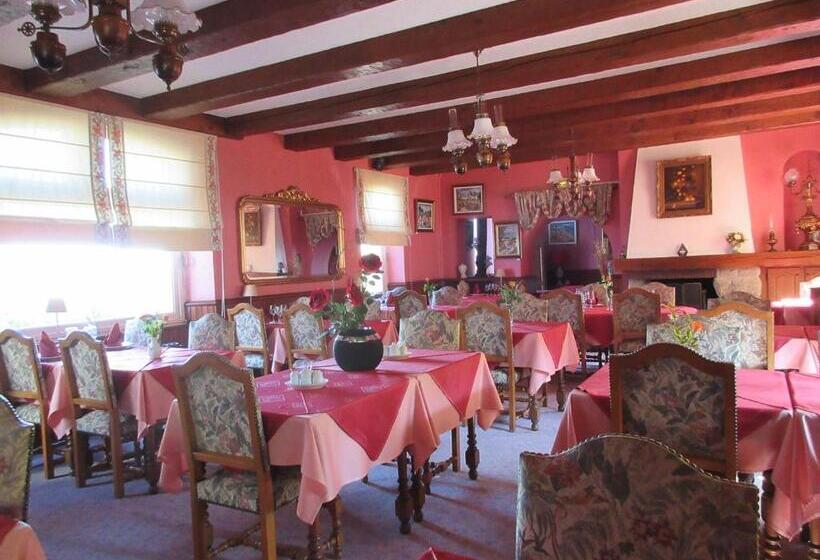 בית מלון כפרי Le Trianon